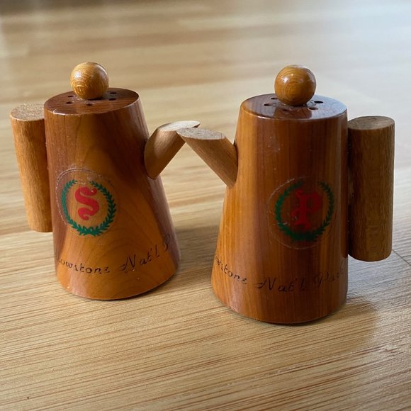 Vintage Wood Salt & Pepper Shakers from New Mexico, Yosemite, Fisherman’s Wharf - Picture 5 of 13